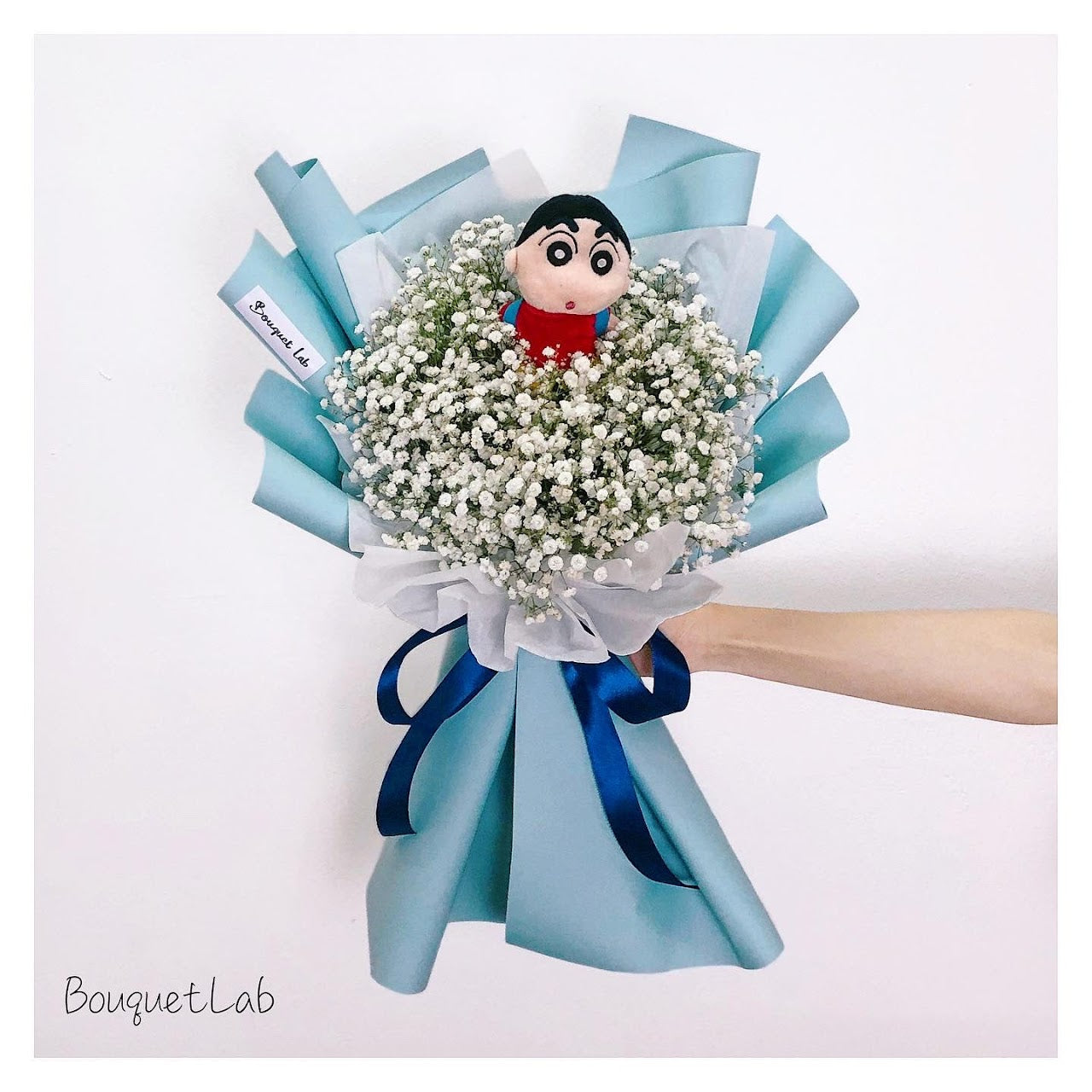 Shin Chan Hug Bloom